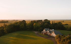 Hiwinui Country Estate